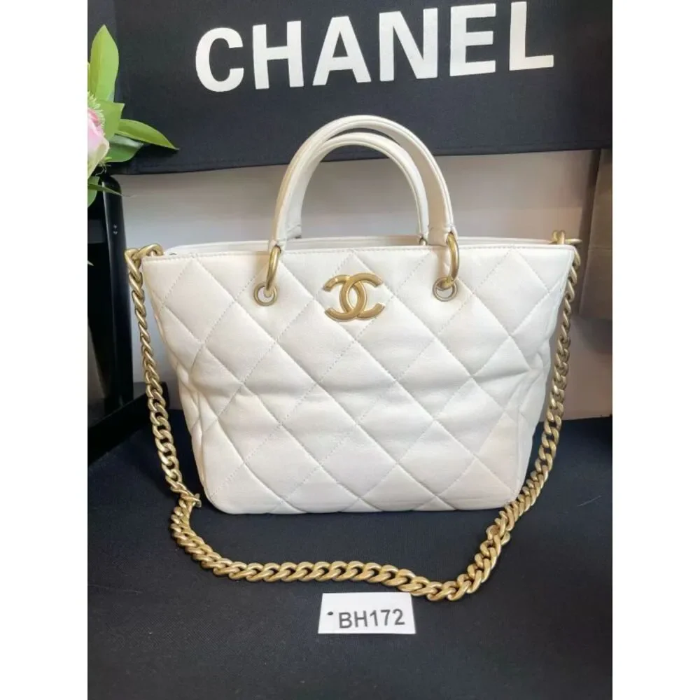 Chanel Women Pre-Loved Bag Very Good Condition